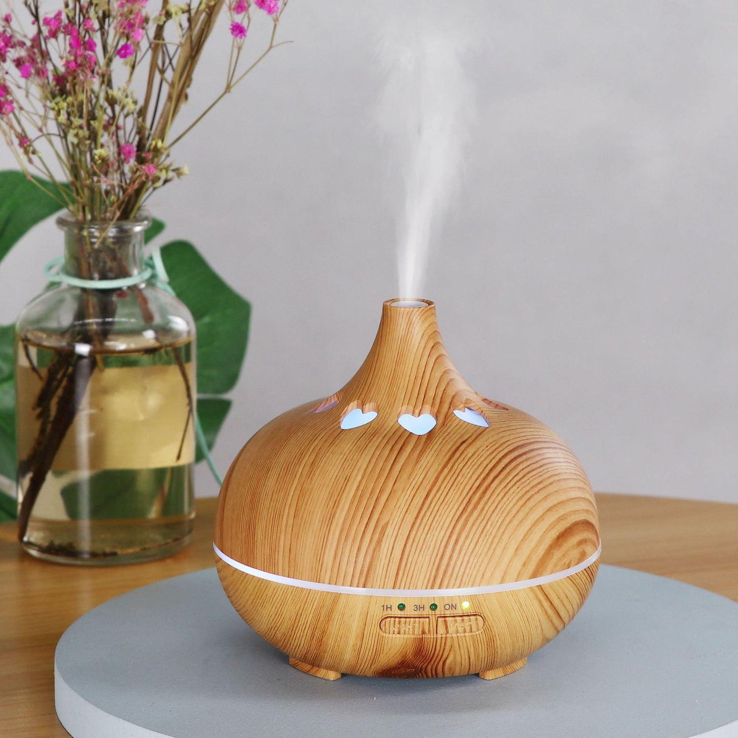 Hollow love wood grain aroma diffuser